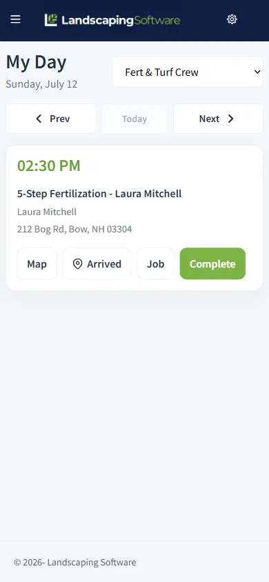 Crew mobile app showing the day's stops with map, arrival, and complete actions